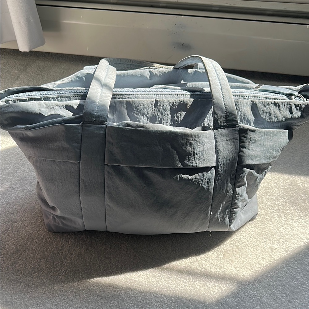 Lululemon duffle bag